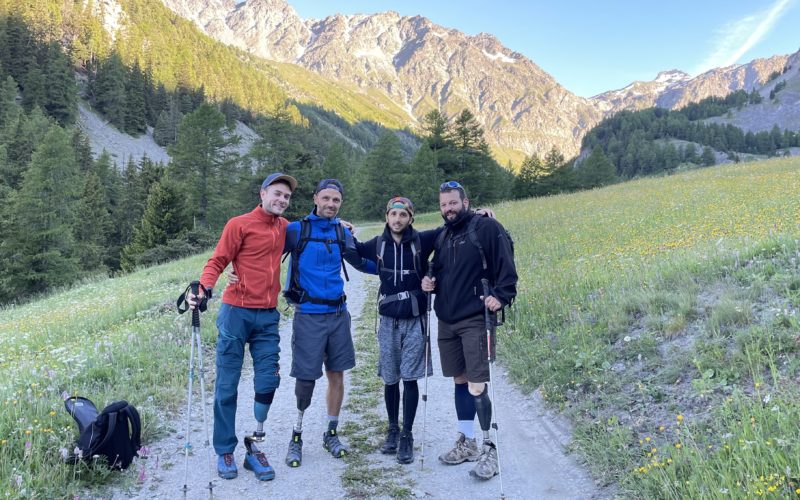 Un tour du Mont blanc brisant les préjugés sur le handicap - Alpes