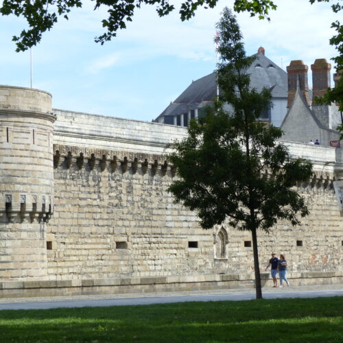 Nantes : Musée Polyglotte au Château en nocturne