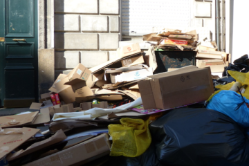 Tribune : “Grève : nos poubelles débordent !”