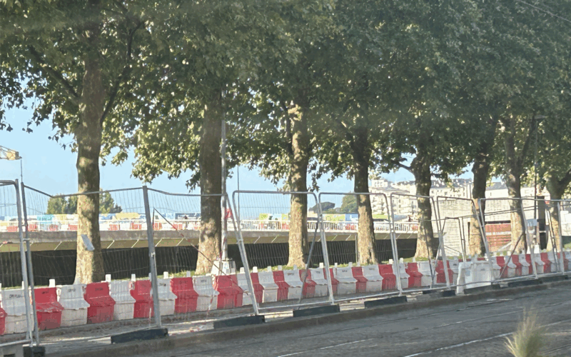 Pont Anne-de-Bretagne Nantes : Incroyable convoi pour la charpente